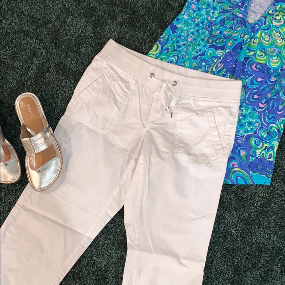 5/$25❗️White Ann Taylor pants